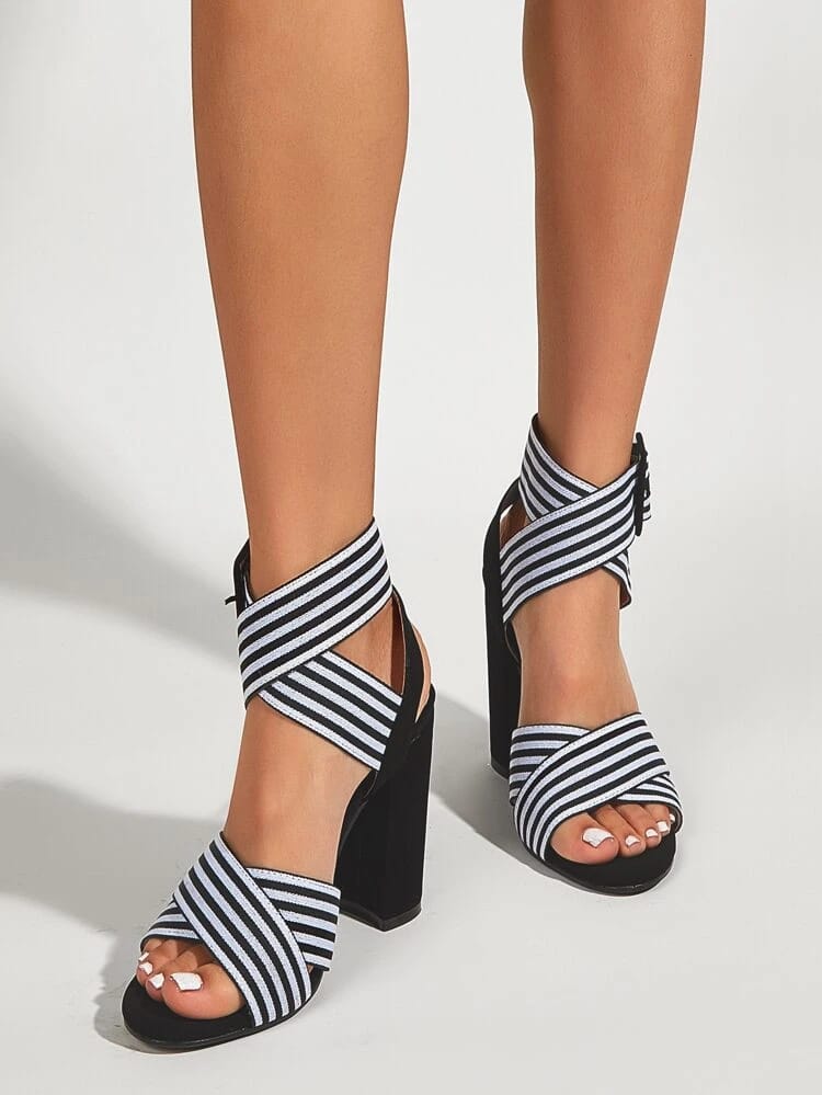 Black & white stripped heel