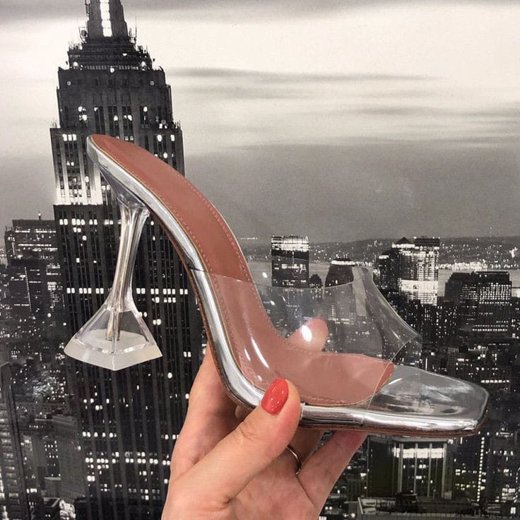 Transparent diamond heel