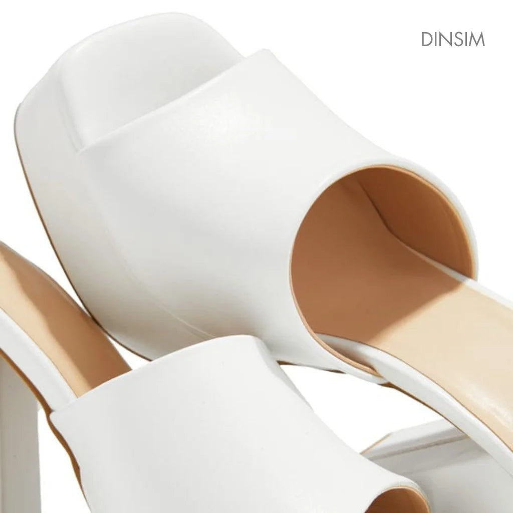 WHITE PLATFORM CHUNKY SANDAL