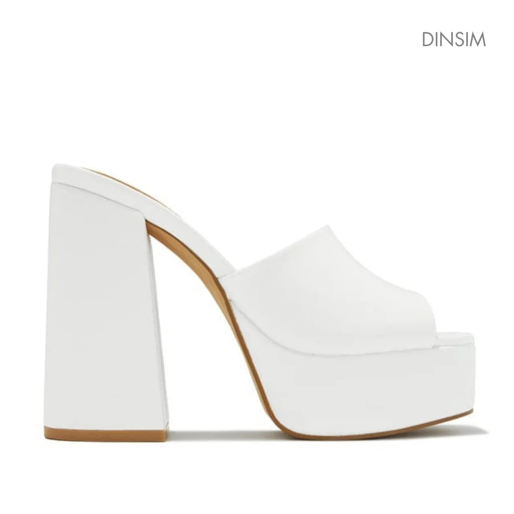 WHITE PLATFORM CHUNKY SANDAL