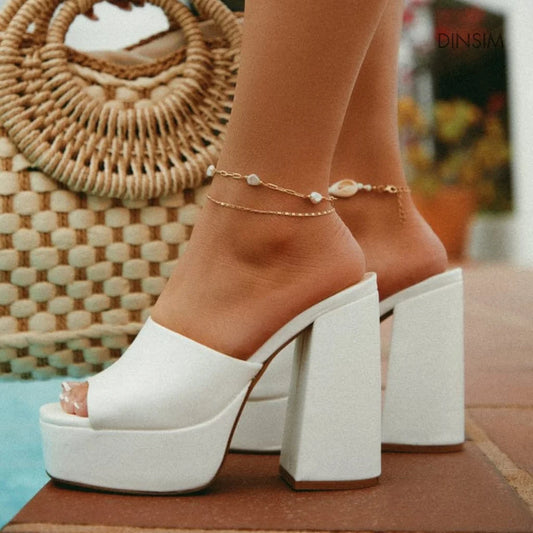 WHITE PLATFORM CHUNKY SANDAL